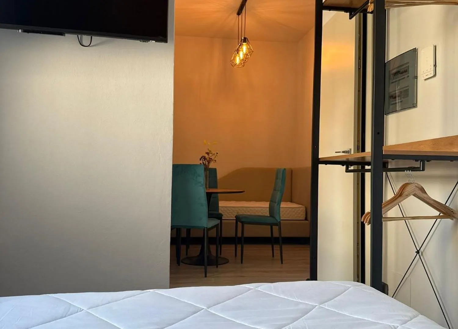Aparthotel Del Corso 카스틸리오네 델라 페스카이아 0*,  이탈리아
